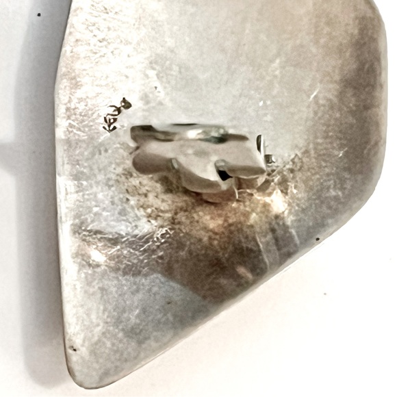 Signed - Sam Lovato, Old Pawn Sterling Silver Onyx clip back Earrings - Picture 4 of 11